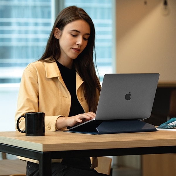 UNIQ θήκη Oslo για laptop 14" πράσινη - Image 3
