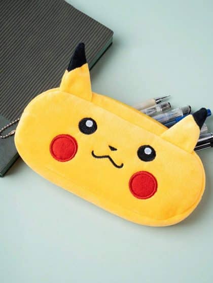 Pokemon βελούδινη κασετίνα σε σχήμα Pikachu