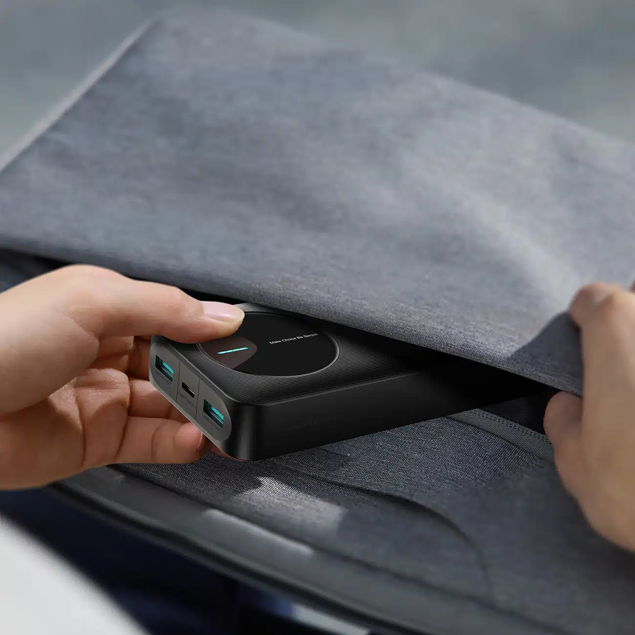 Joyroom Powerbank JR-PBF14 20000mAh 2.4A 2x USB-A 1x USB-C - μαύρο - Image 14