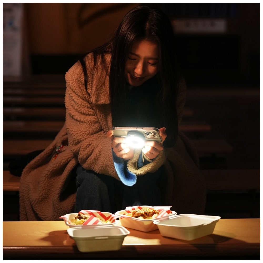Φορητή λάμπα LED Araree Magfie Light MagSafe μαύρη - Image 6