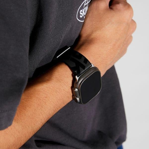 Skinarma Spunk - θήκη για Apple Watch Ultra - Πολύχρωμο - Image 5