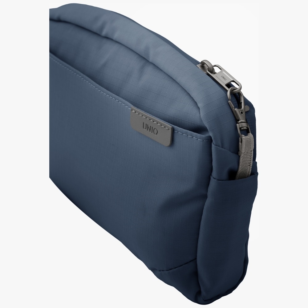 Bag Uniq Arden Sling 2l Blue - Image 3