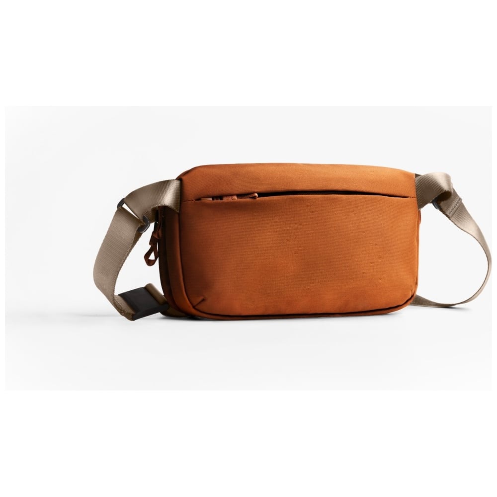 Bag Crossbody Uniq Denver 5l Orange - Image 2