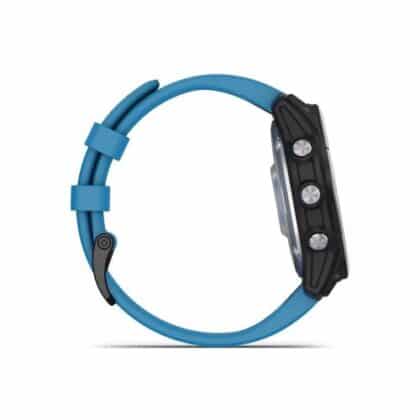 Garmin Quatix 7 έξυπνο ρολόι σε γραφίτη χρώμα με μπλε λουράκι σιλικόνης