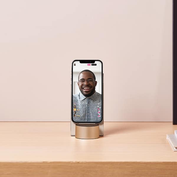 Ασύρματος φορτιστής Lexon City Energy Pro 10W με ηχείο Bluetooth, απαλό χρυσό LD145D9 - Image 5