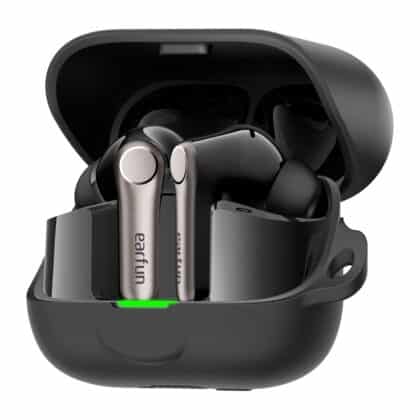 Μαύρα ασύρματα ακουστικά EarFun Air Pro 4+ TW700B TWS