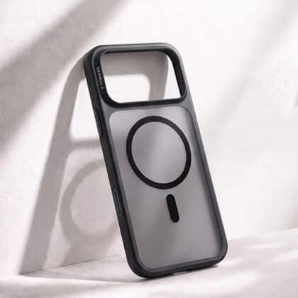 Μαύρη θήκη Torras Guardian Magnetic για iPhone 18 Pro Max με μαγνητικό δαχτυλίδι MagSafe